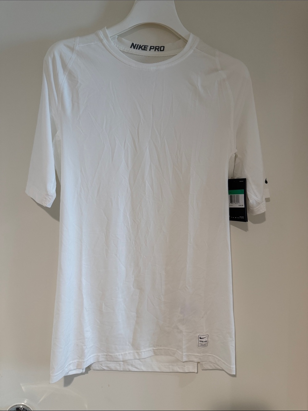 NWT Nike Men's White Short Sleeve Performance Tee Size XL